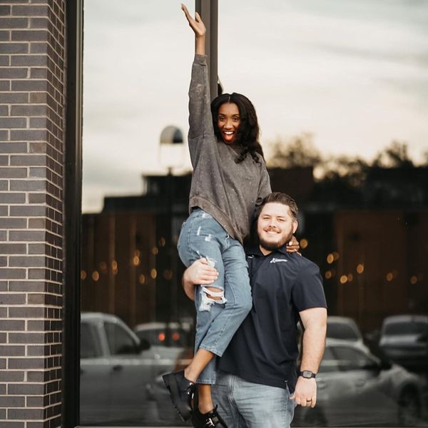 First Date Conversations: 10 Engaging Questions to Spark Connection